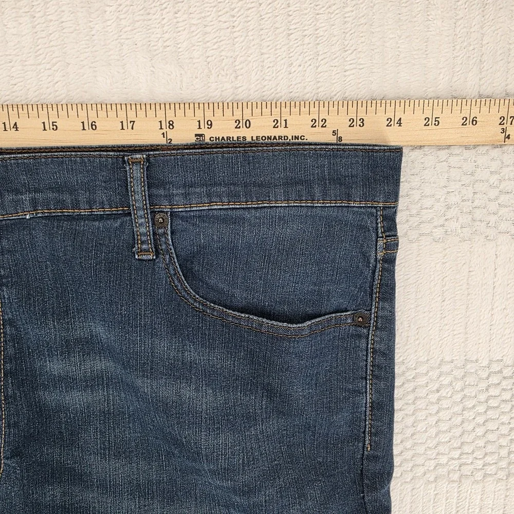 Levi's 541 Men's 48x25 Athletic Taper Jeans Blue Stretch Denim Medium Wash EUC